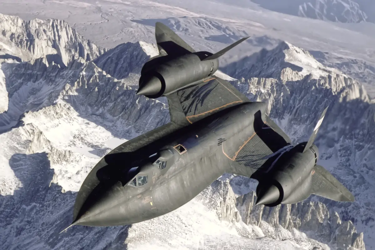 Lockheed built several versions of the SR-71. Read more about how many SR-71s were made.