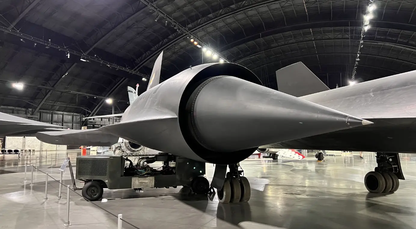 SR-71 engines used the JP-7 fuel